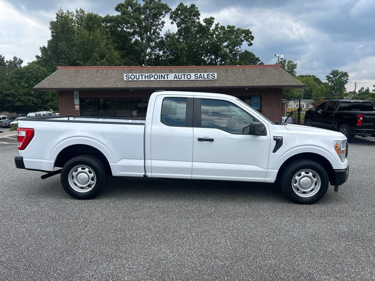 Used 2021 Ford F150 XL w/ XL Power Equipment Group RWD image 2