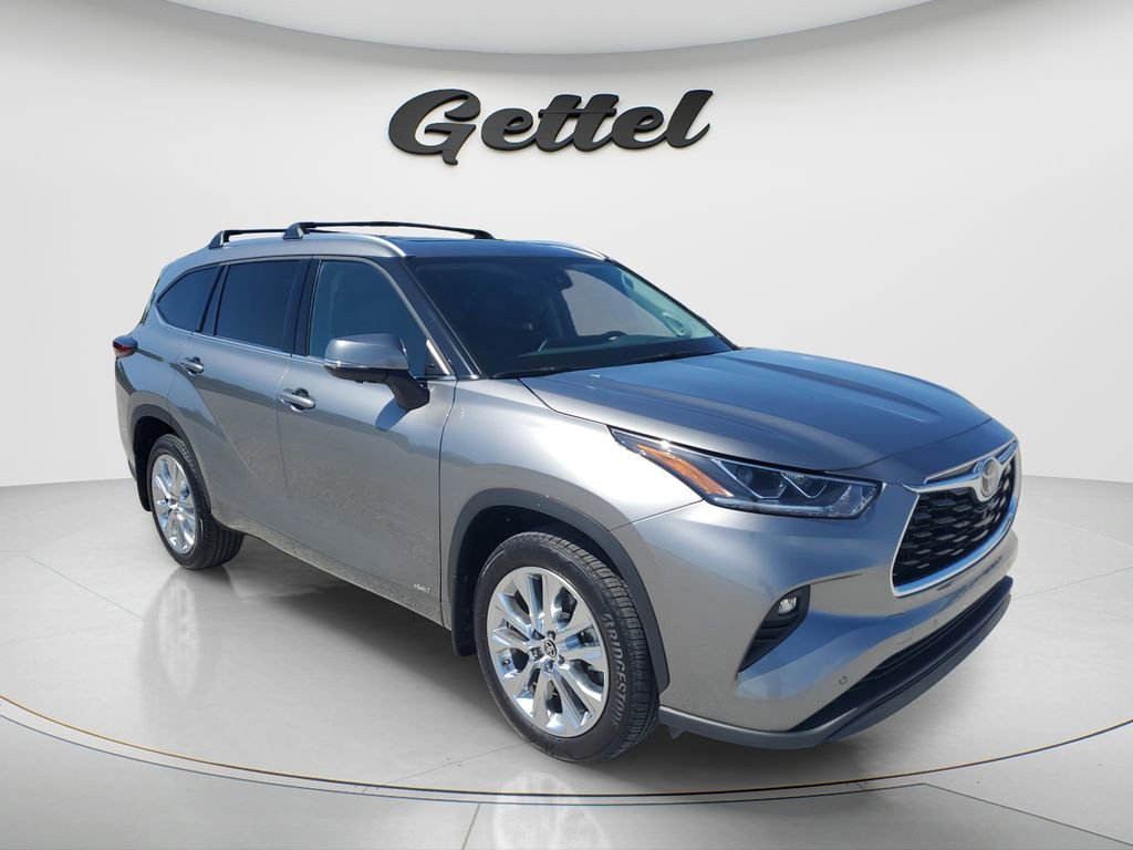Used 2025 Toyota Highlander Limited image 10