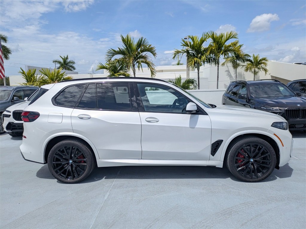New 2026 BMW X5 xDrive40i w/ Executive Package image 3