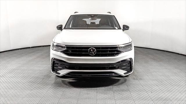 Used 2022 Volkswagen Tiguan SE R-Line FWD image 12