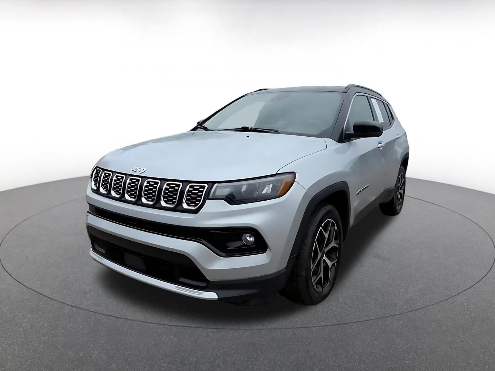Used 2025 Jeep Compass Limited AWD/4WD image 7