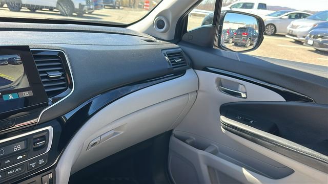 Used 2021 Honda Pilot Touring image 21