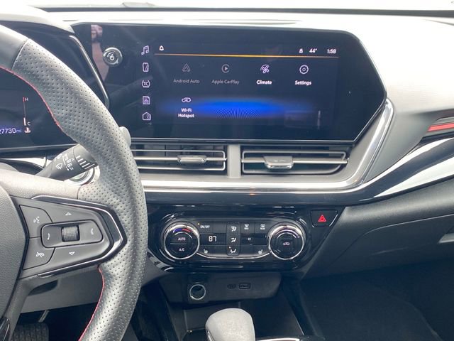 Certified 2024 Chevrolet Trax RS w/ Driver Confidence Package image 9