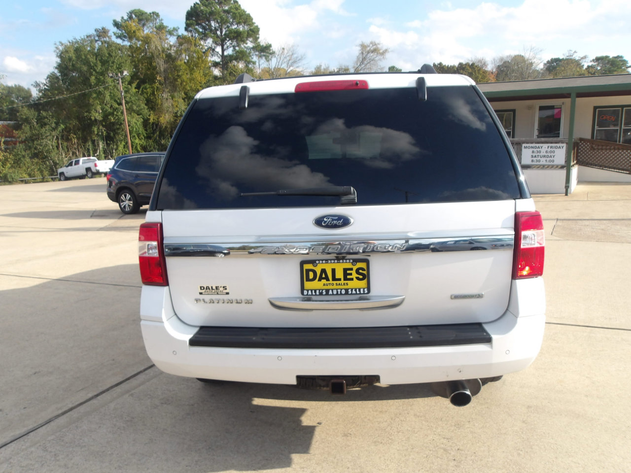 Used 2017 Ford Expedition Platinum image 12