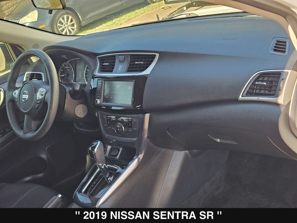 Used 2019 Nissan Sentra SR FWD image 30