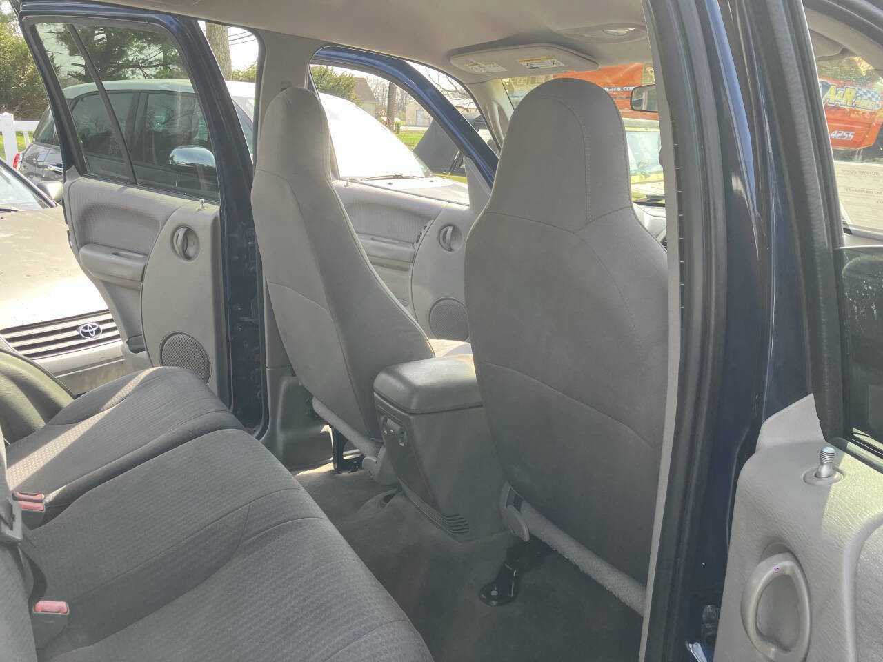 Used 2002 Jeep Liberty Sport image 29