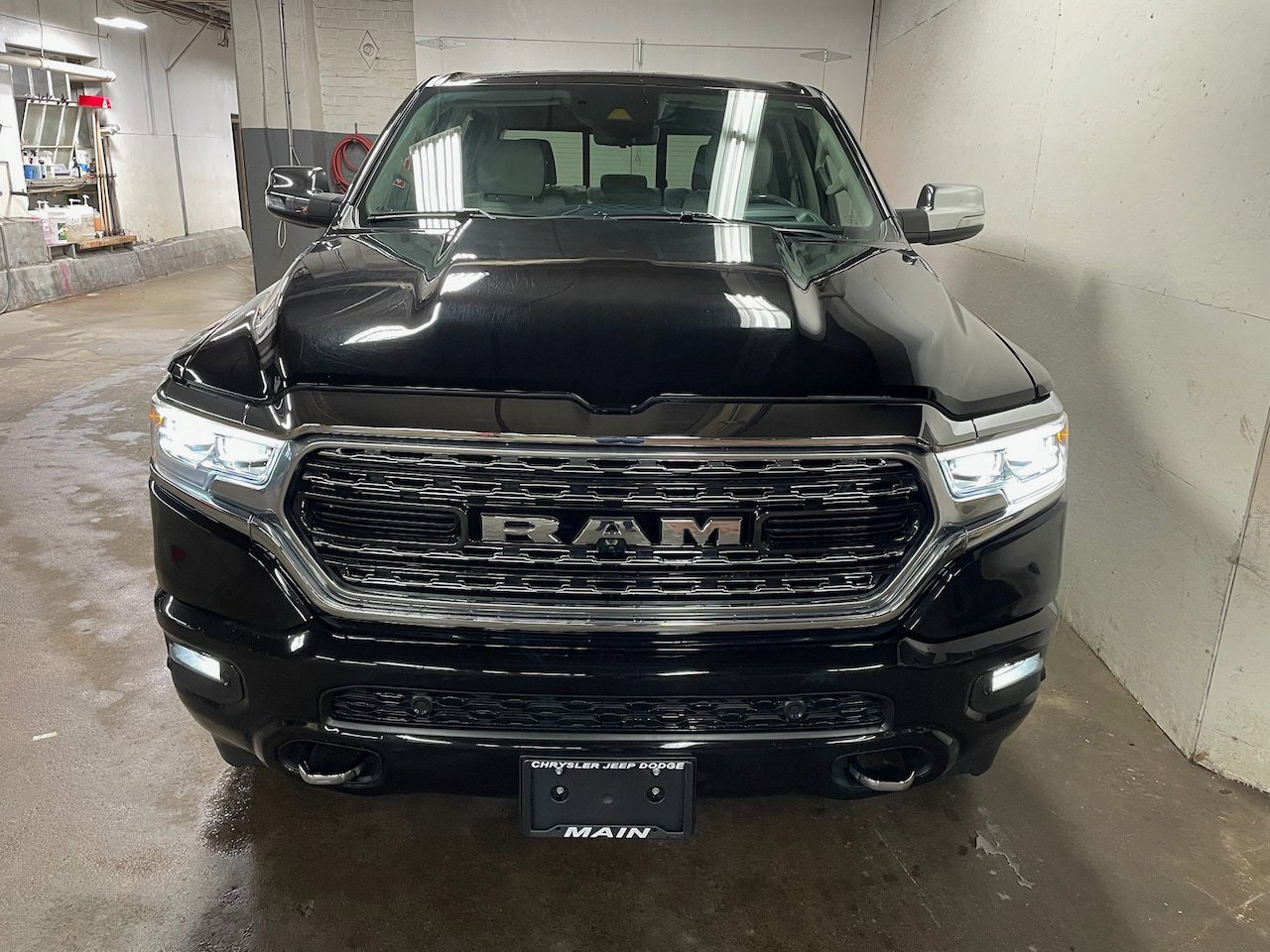 Used 2022 RAM 1500 Limited AWD/4WD image 5
