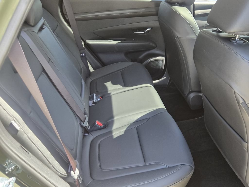 Used 2026 Hyundai Tucson SEL FWD image 15