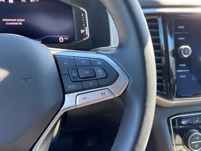 Used 2020 Volkswagen Atlas Cross Sport SEL image 18