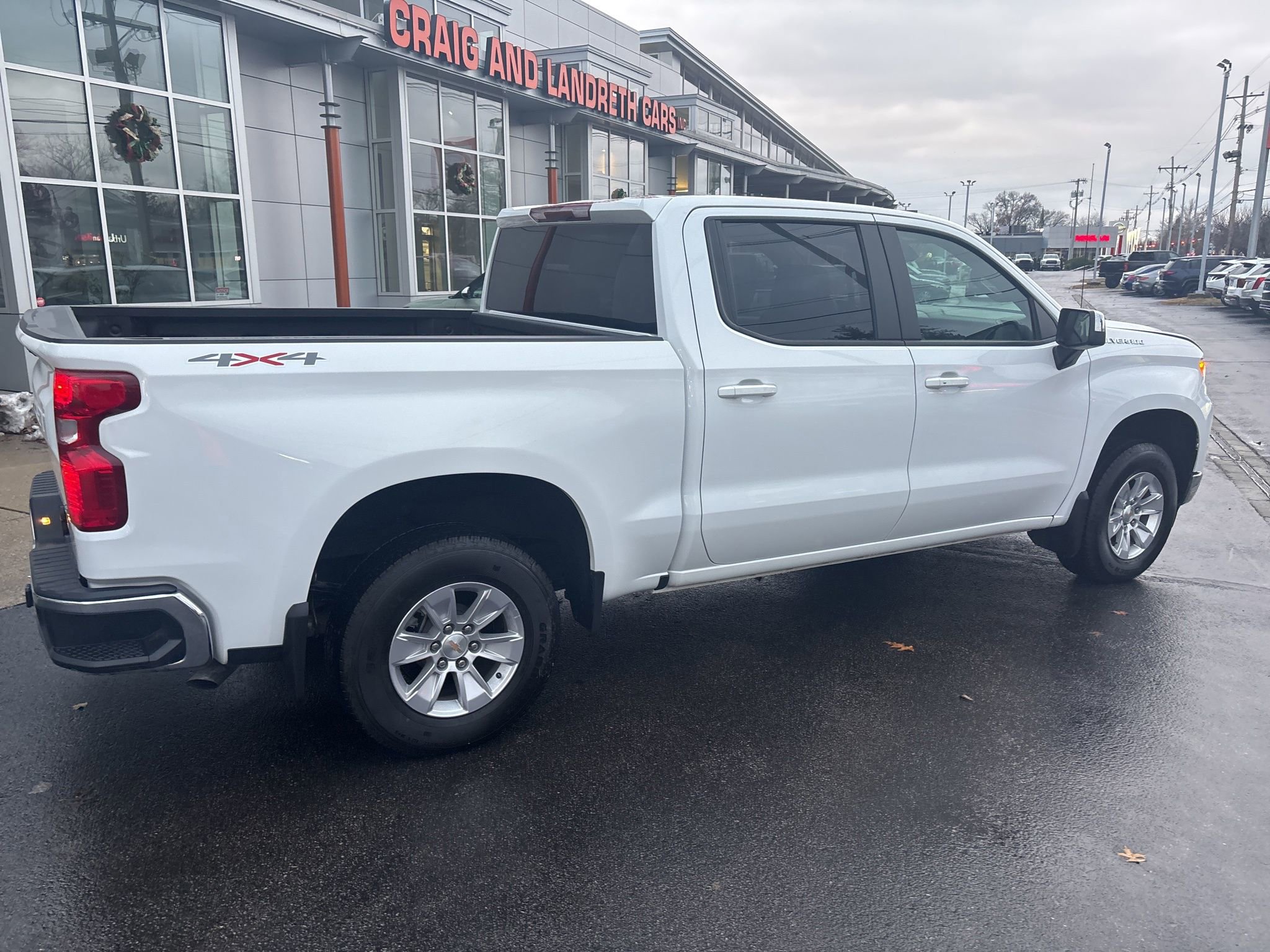 Used 2025 Chevrolet Silverado 1500 LT w/ Protection Package AWD/4WD image 2