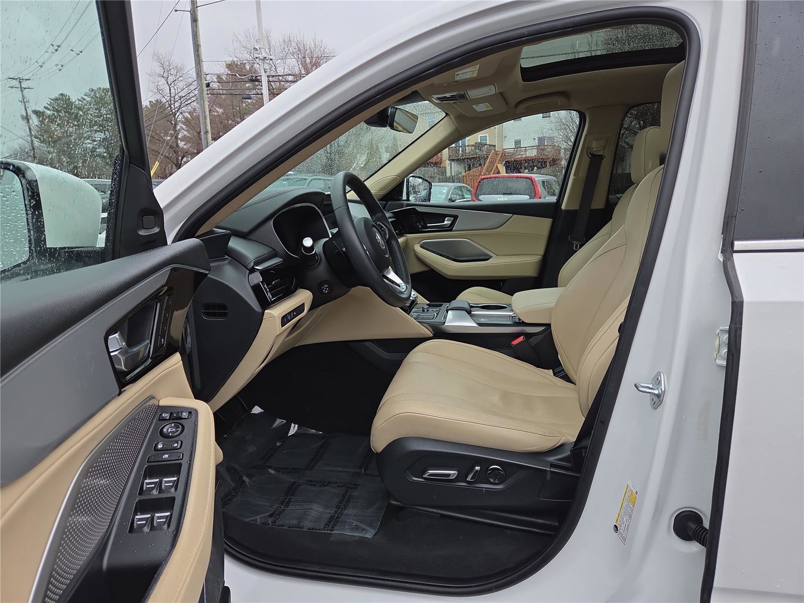 Used 2023 Acura MDX SH-AWD w/ Technology Package image 14