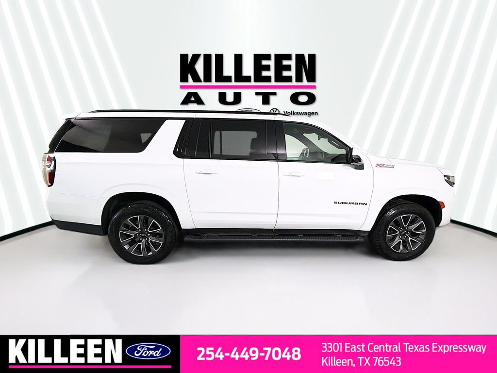 Used 2023 Chevrolet Suburban Z71 w/ Luxury Package AWD/4WD image 9