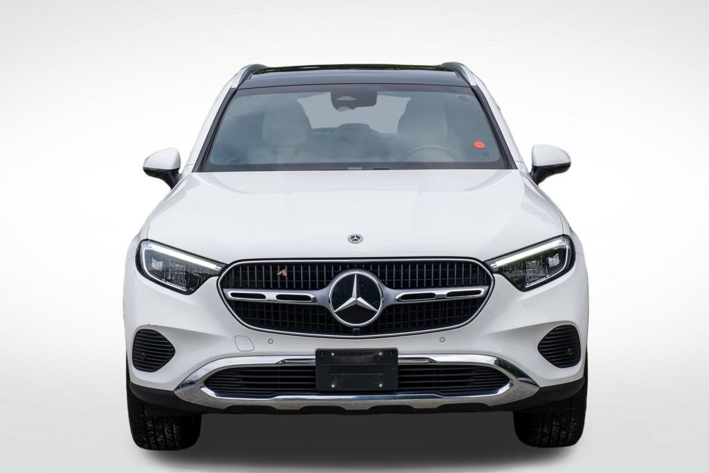 Used 2023 Mercedes-Benz GLC 300 4MATIC image 11