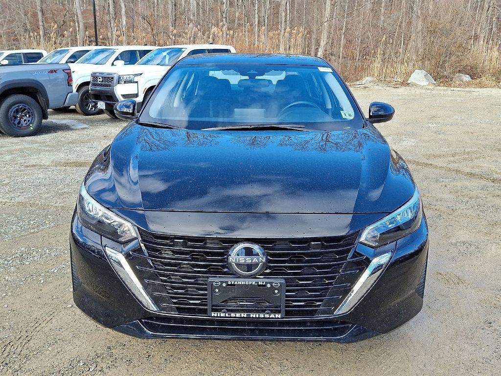 Used 2025 Nissan Sentra SV w/ Trunk Package image 28