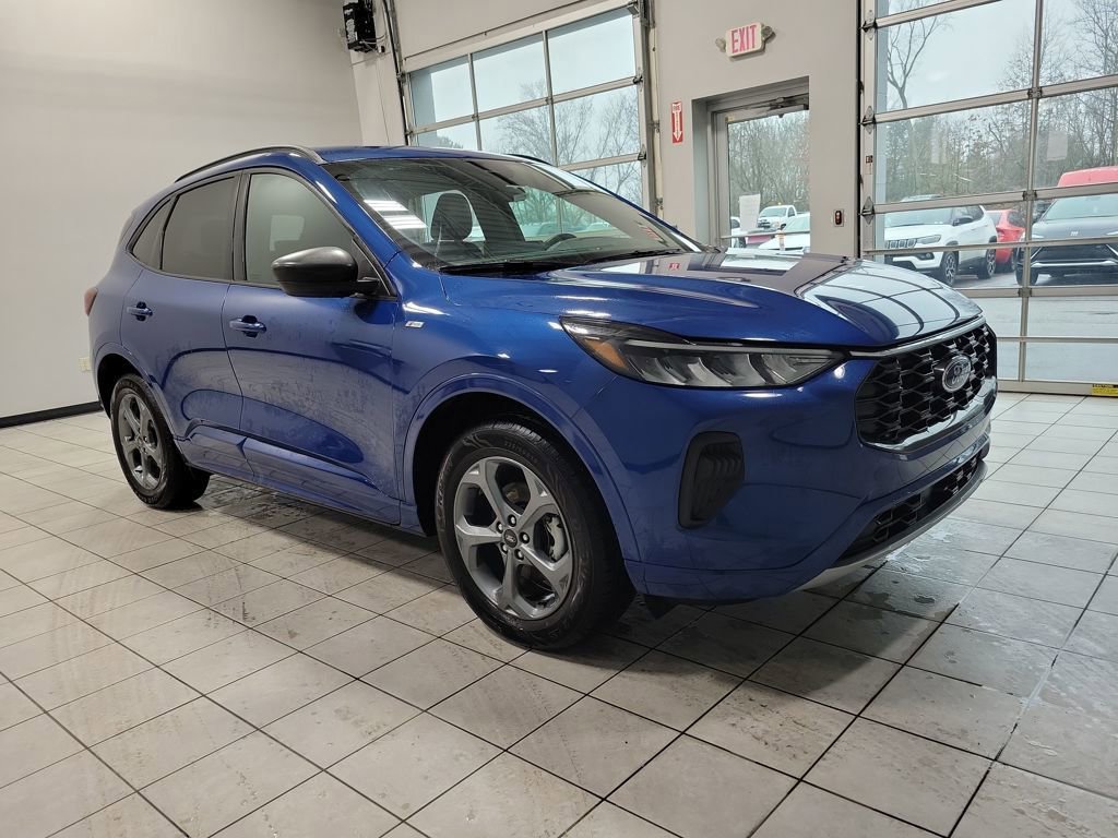 Used 2023 Ford Escape ST-Line w/ Tech Pack #1 image 6