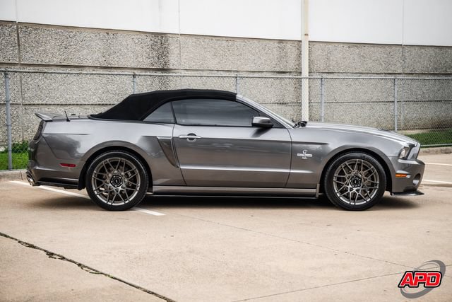 Used 2014 Ford Mustang Shelby GT500 w/ Equipment Group 821A RWD image 38