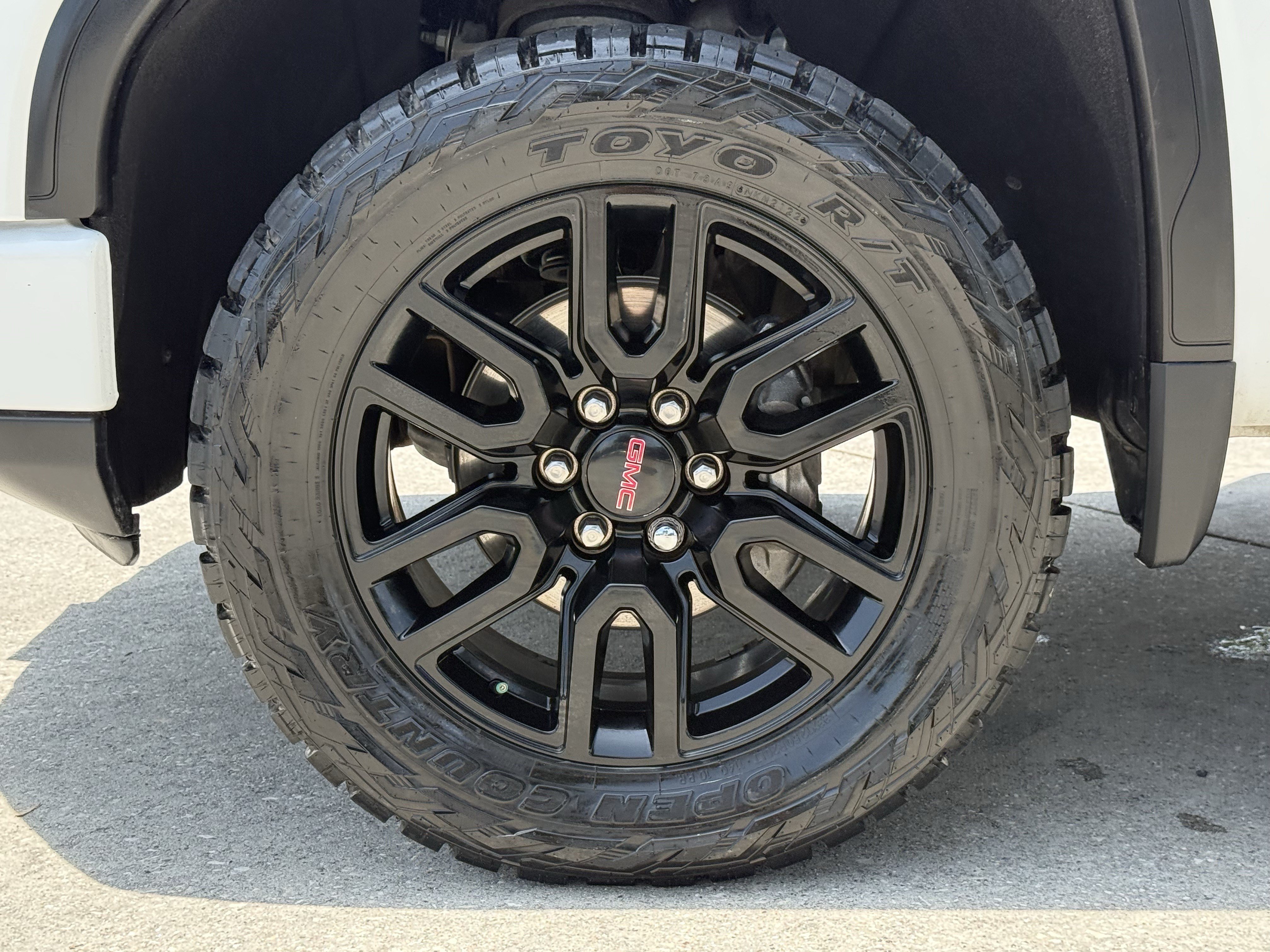 Used 2026 GMC Sierra 1500 Elevation RWD image 12