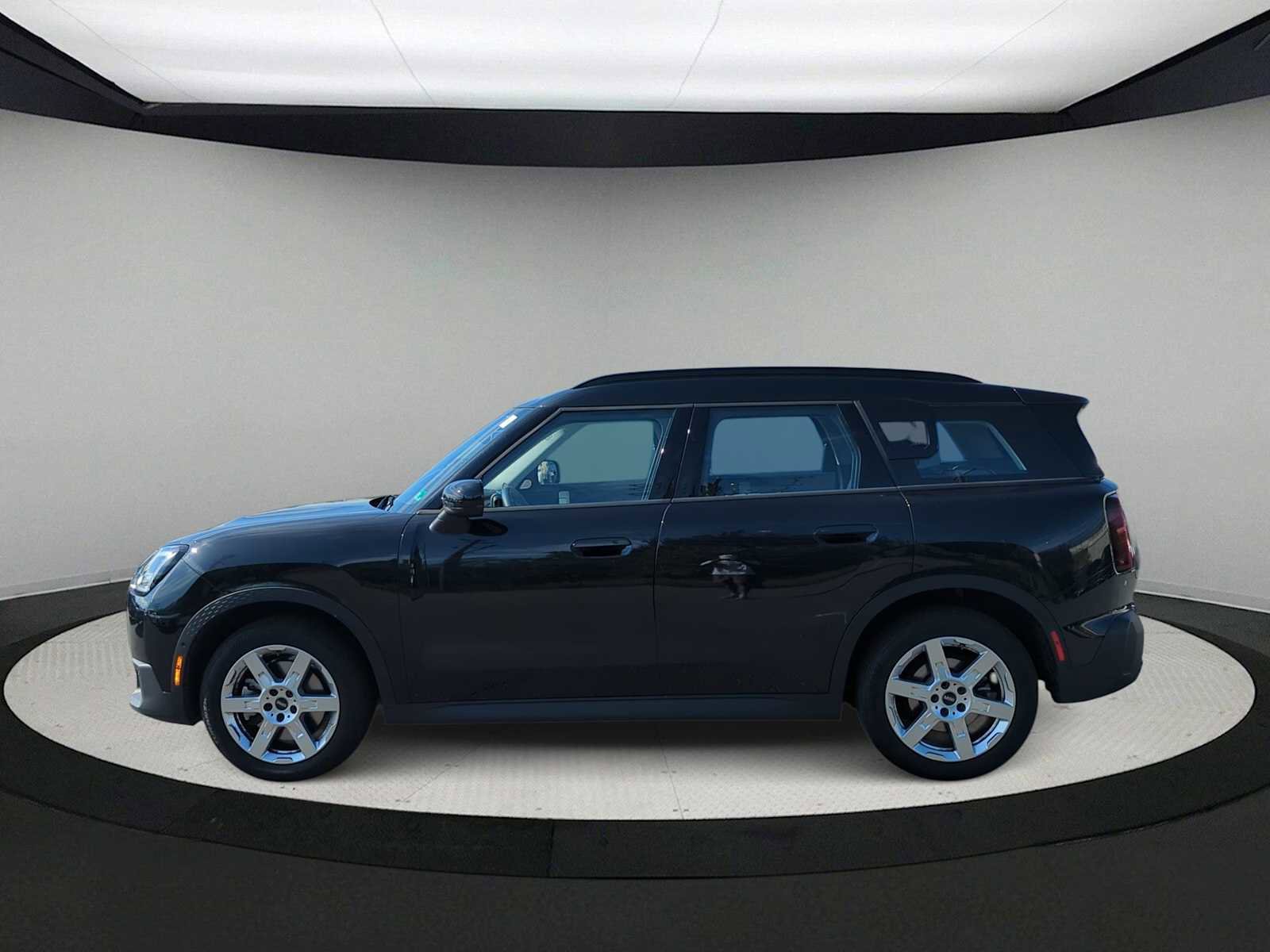 Certified 2025 MINI Cooper Countryman S image 5