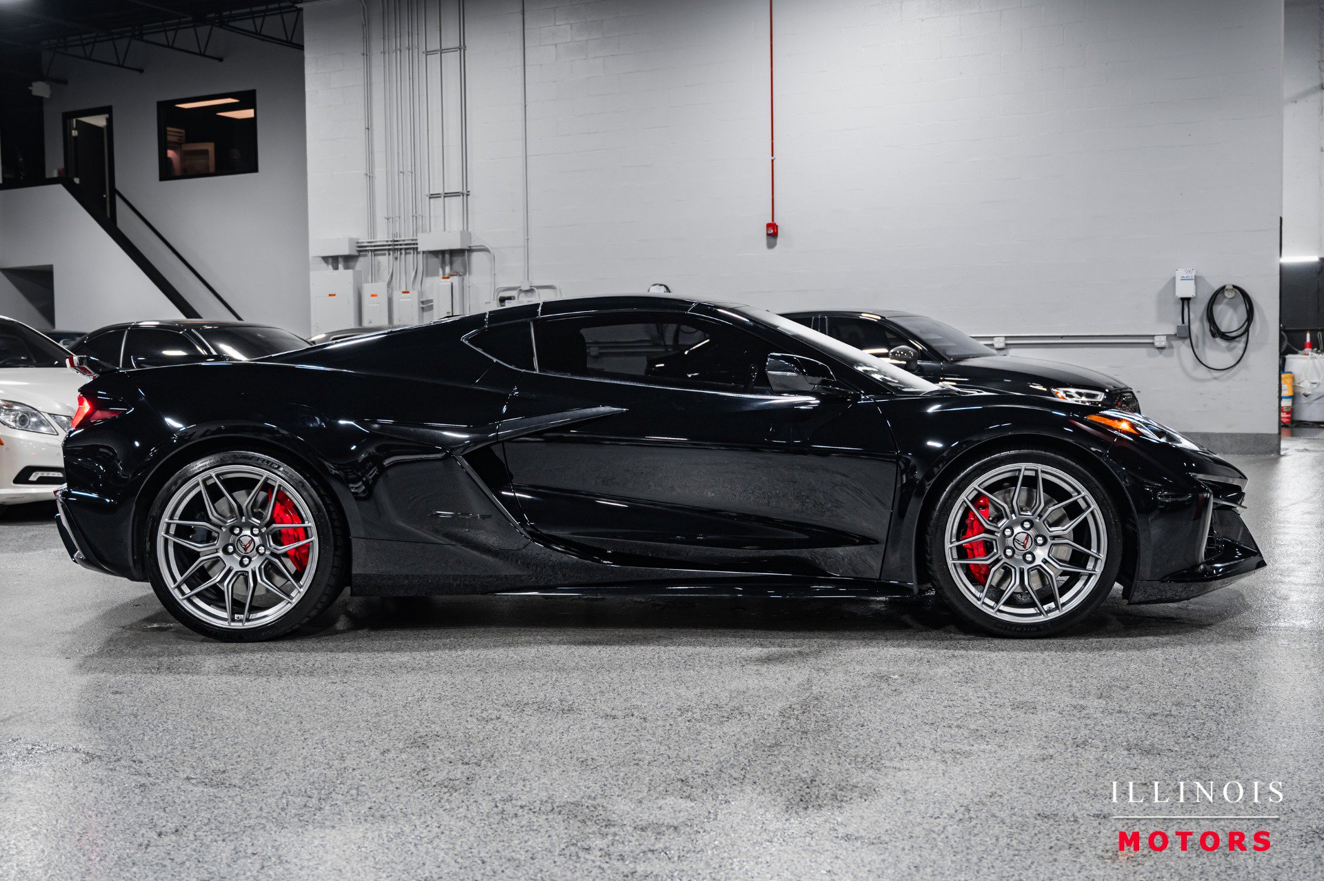 Used 2023 Chevrolet Corvette Z06 w/ Battery Protection Package RWD image 5