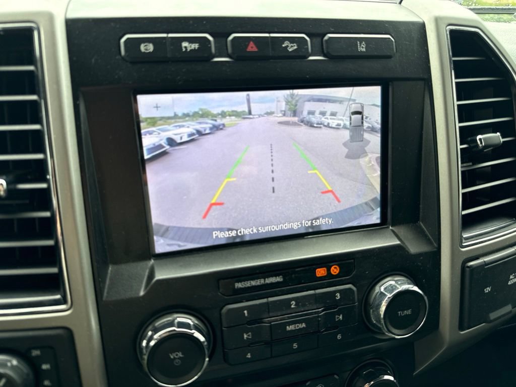 Used 2020 Ford F350 Lariat w/ FX4 Off-Road Package AWD/4WD image 25