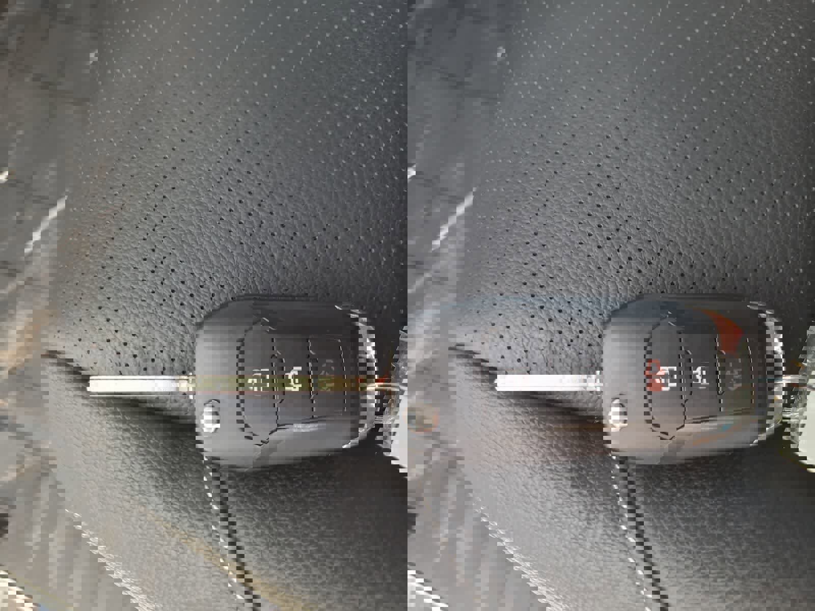 Used 2023 Ford F350 XLT image 28