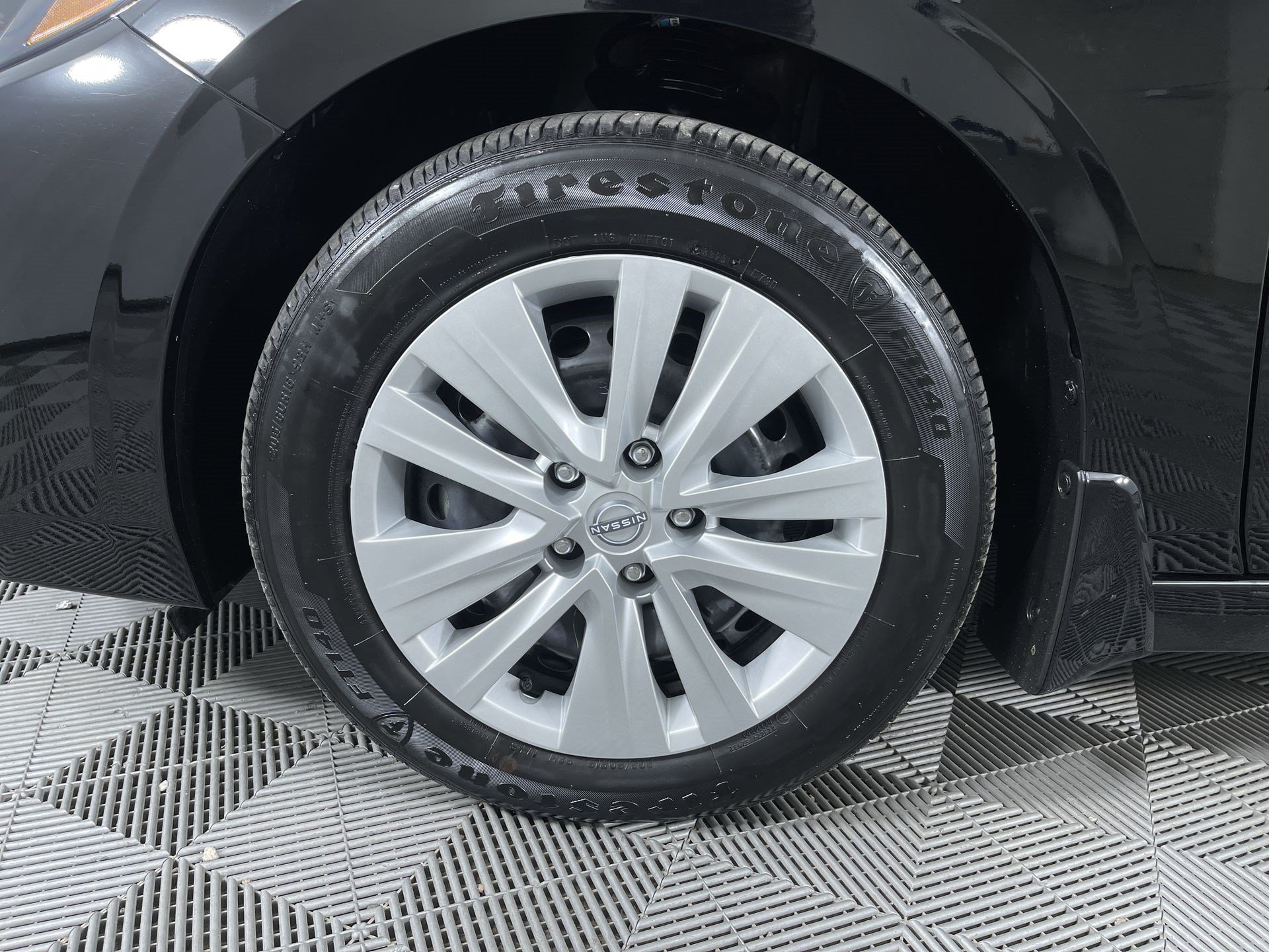 Certified 2025 Nissan Sentra S FWD image 24