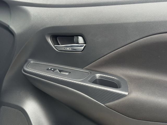 Used 2021 Nissan Versa SV image 26