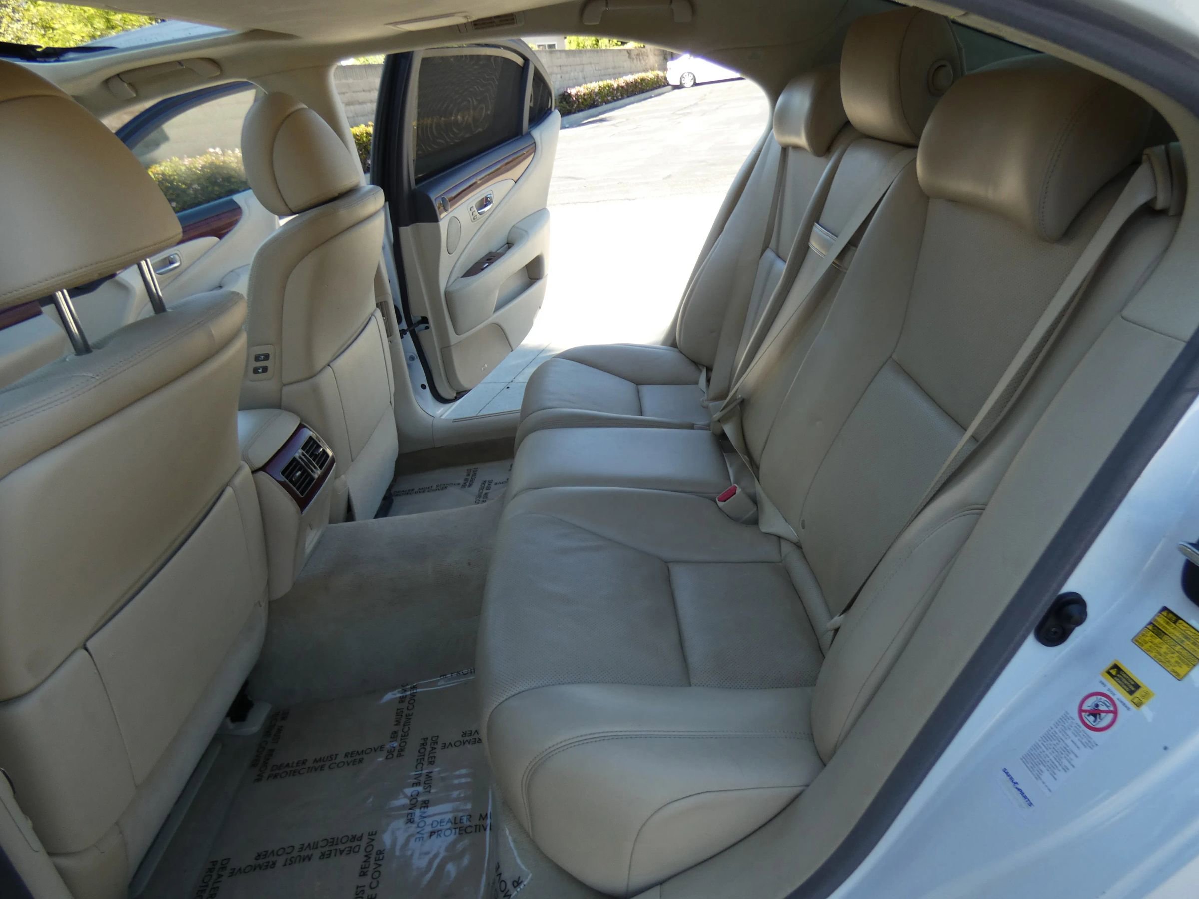 Used 2010 Lexus LS 460 L image 37