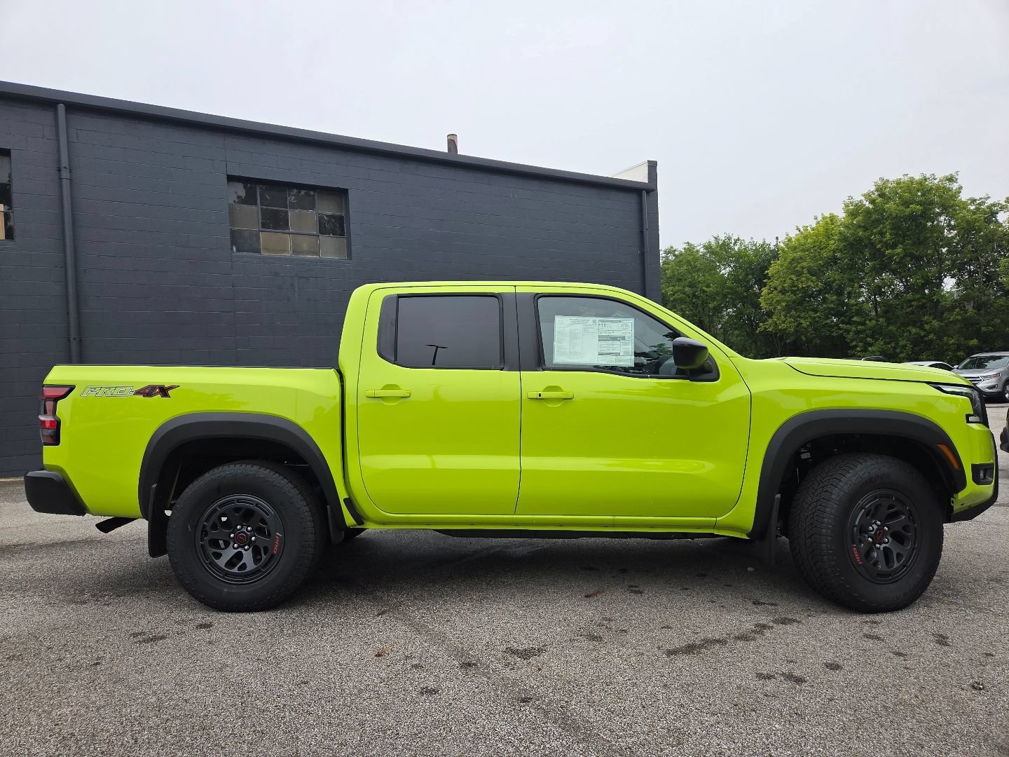 New 2026 Nissan Frontier PRO-4X w/ Tow Package AWD/4WD image 18