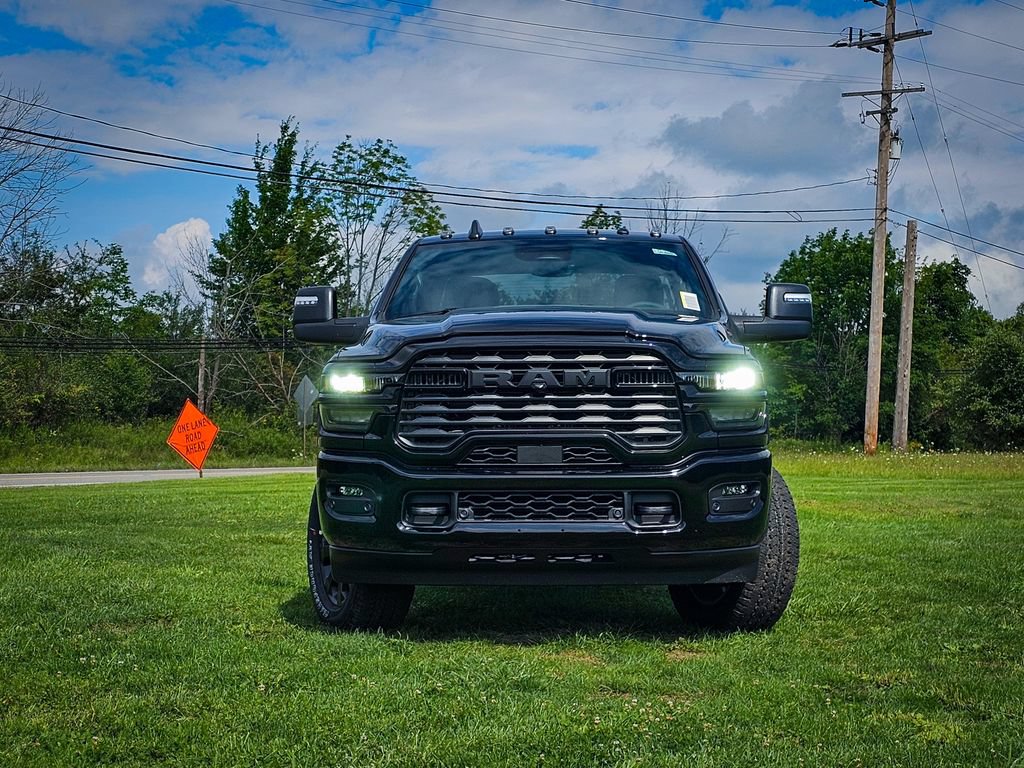 New 2027 RAM 3500 Big Horn AWD/4WD image 10
