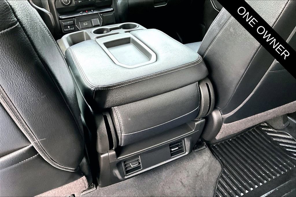 Used 2020 Chevrolet Silverado 2500 Custom w/ Custom Value Package image 11