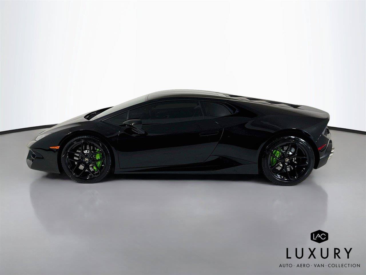 Used 2017 Lamborghini Huracan LP 580-2 RWD image 8
