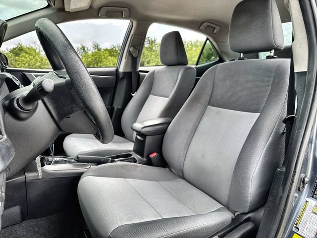 Used 2015 Toyota Corolla L FWD image 11