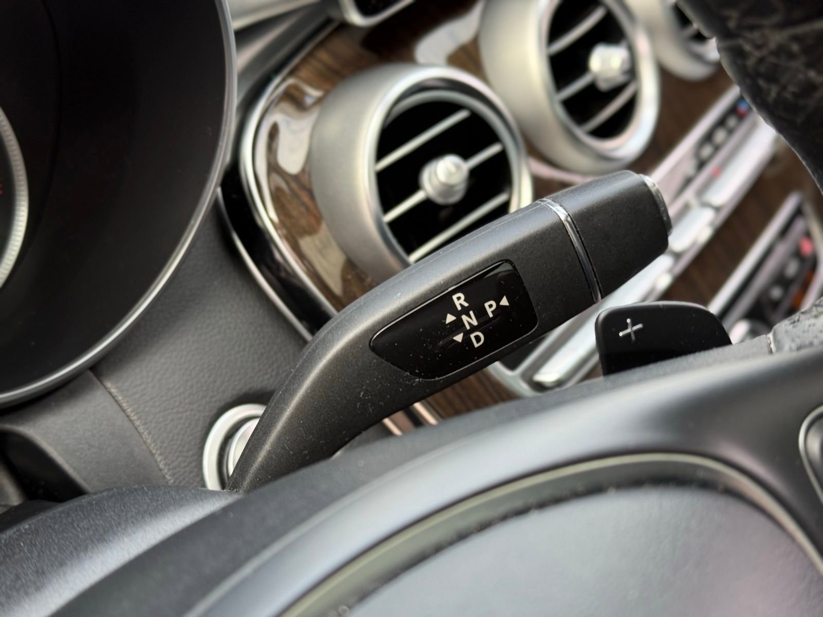 Used 2018 Mercedes-Benz C 300 4MATIC Sedan image 19