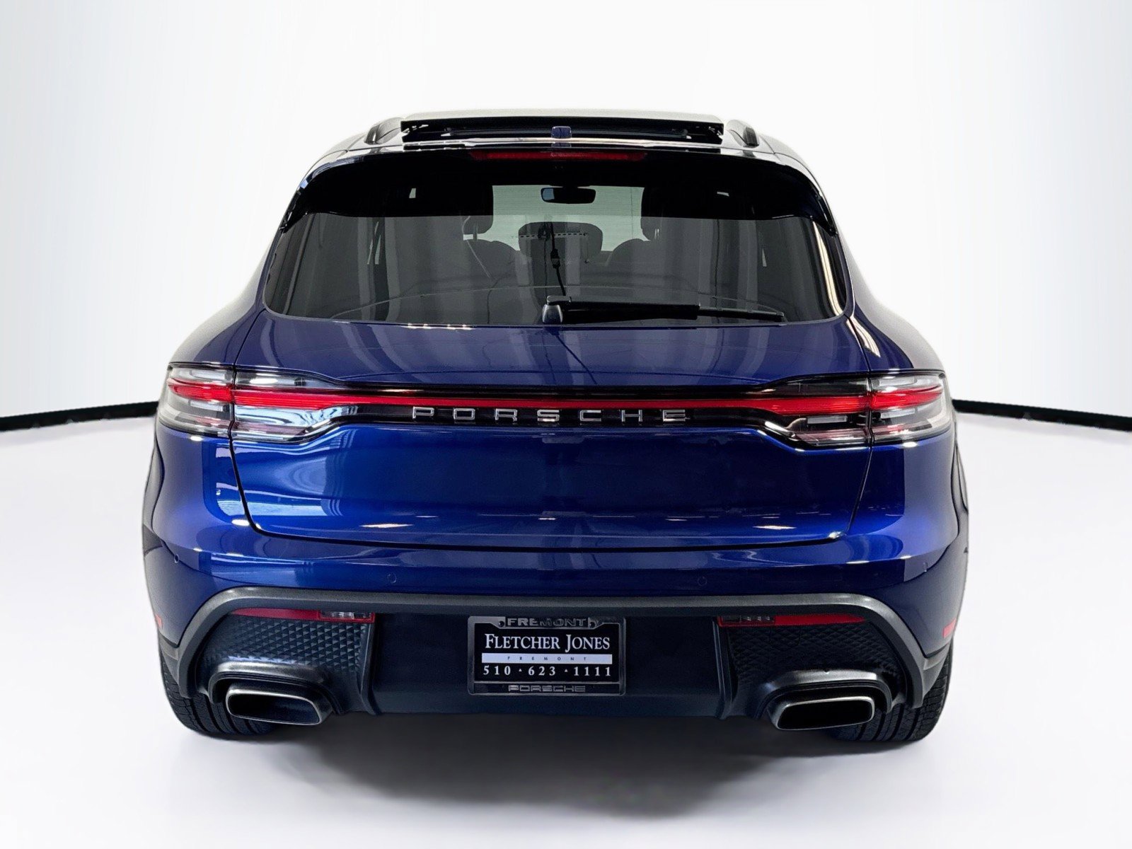 Certified 2026 Porsche Macan AWD/4WD image 10