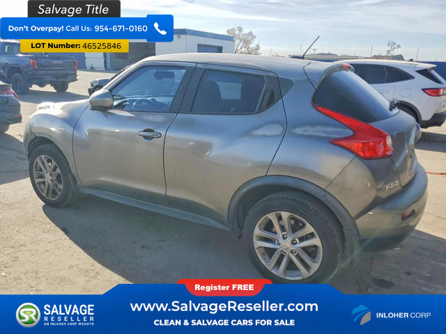 Used 2013 Nissan Juke SV FWD image 3