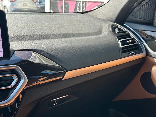 Certified 2025 BMW X4 xDrive30i AWD/4WD image 27