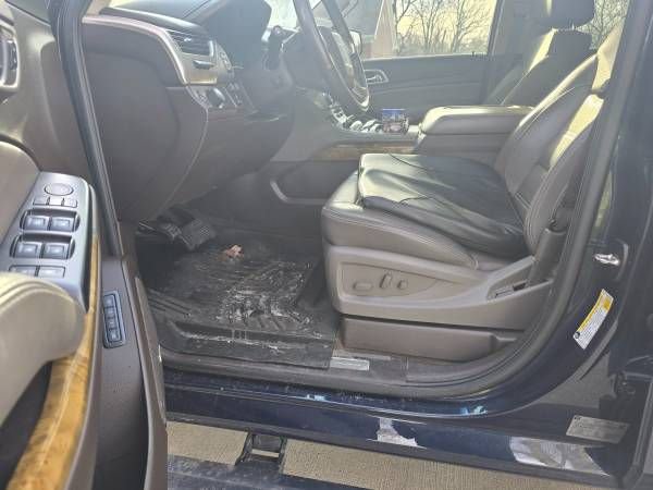 Used 2017 GMC Yukon Denali w/ Open Road Package image 5