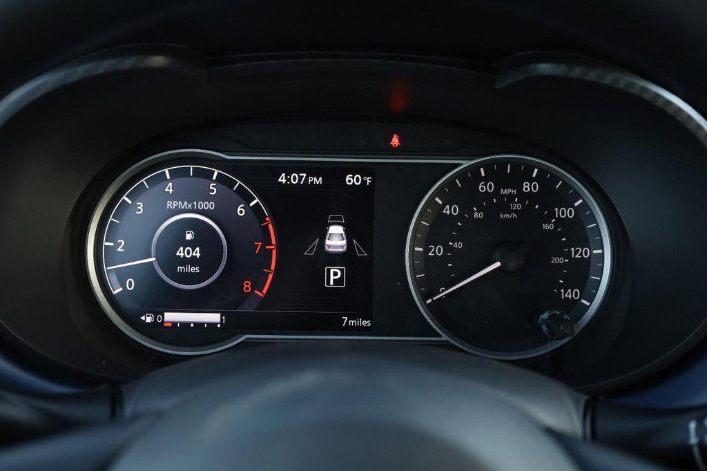 New 2025 Nissan Versa SV w/ Trunk Package image 10