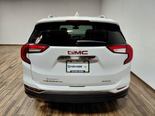 Certified 2024 GMC Terrain SLT AWD/4WD image 21