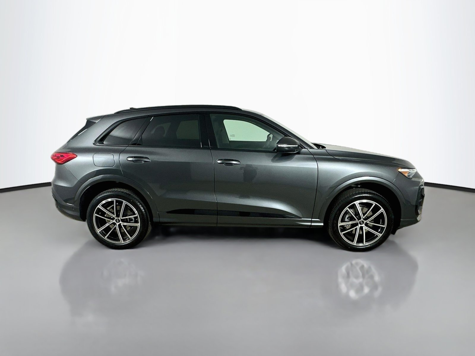 New 2026 Audi Q5 Premium Plus AWD/4WD image 4