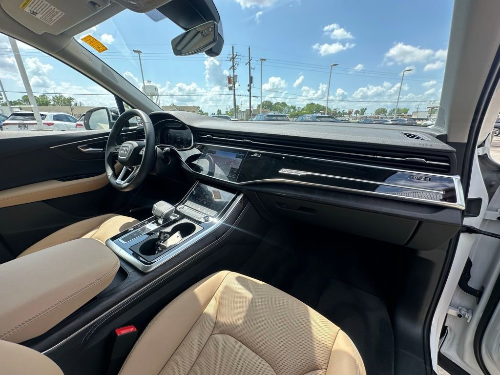 Certified 2025 Audi Q7 2.0T Premium Plus w/ Premium Plus Package image 31
