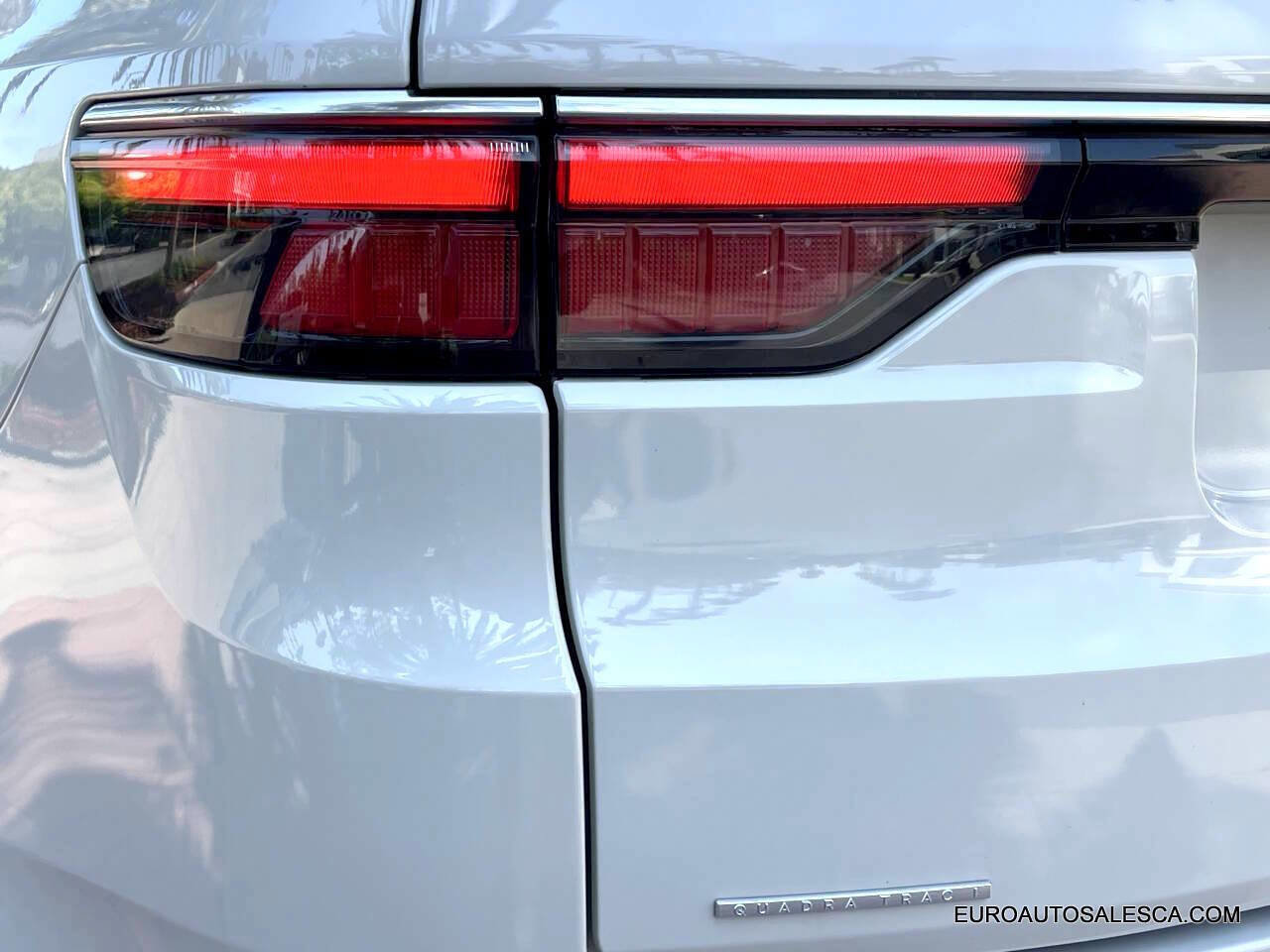 Used 2022 Jeep Wagoneer Series II image 16