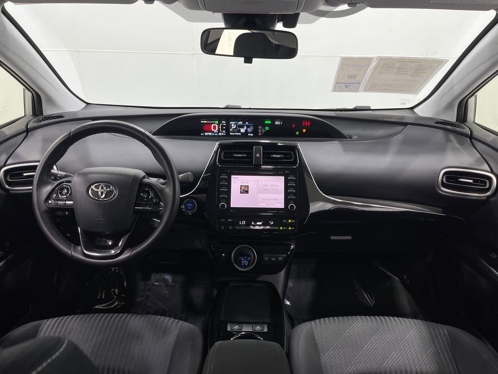 Used 2020 Toyota Prius Prime LE image 17