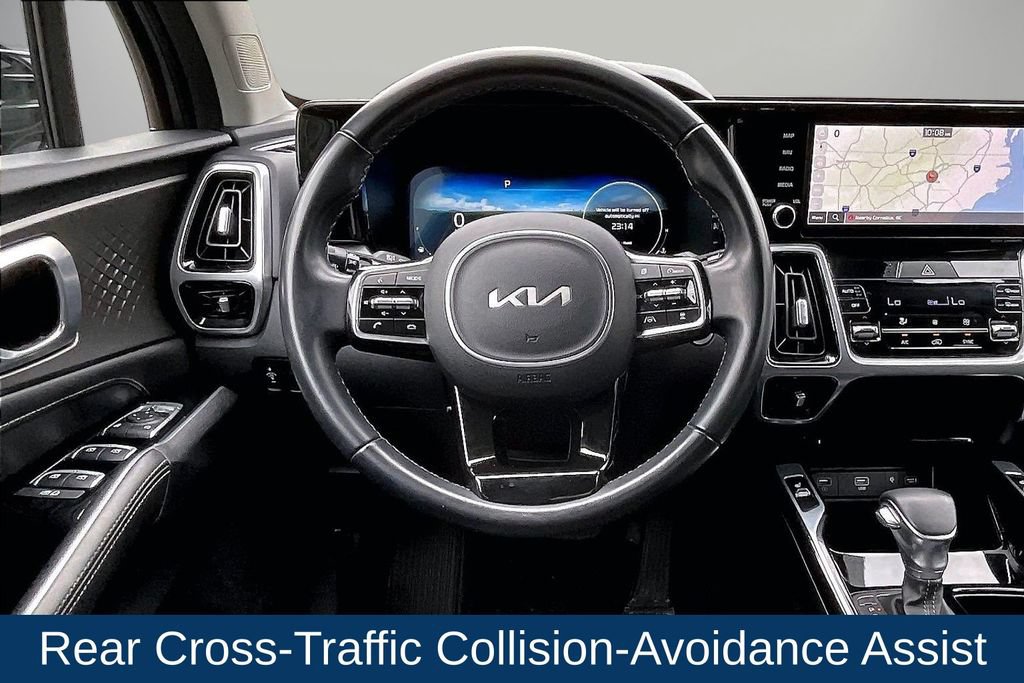Used 2023 Kia Sorento SX AWD/4WD image 12