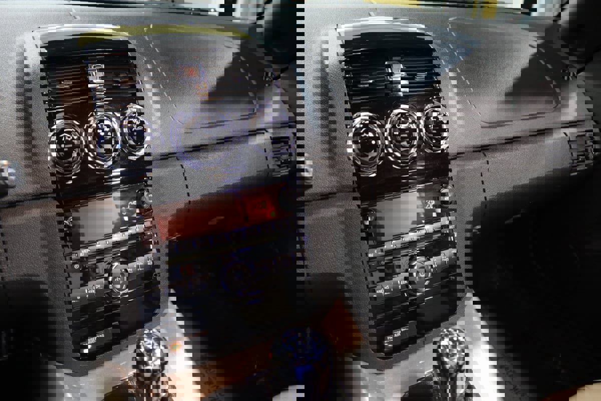 Used 2007 Saturn Sky w/ Premium Trim Pkg image 45