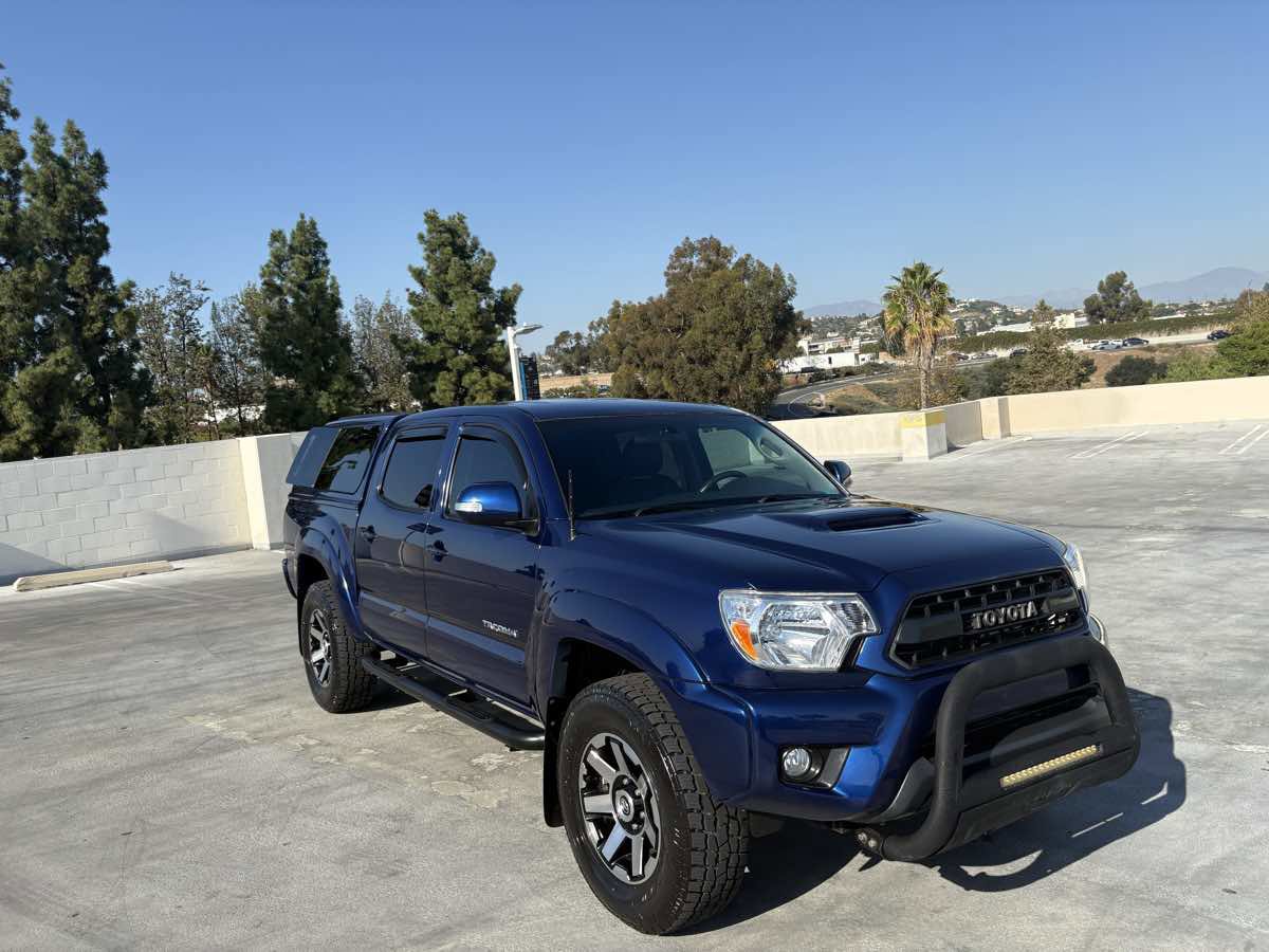 Used 2015 Toyota Tacoma 4x4 Double Cab w/ TRD Sport Package image 34