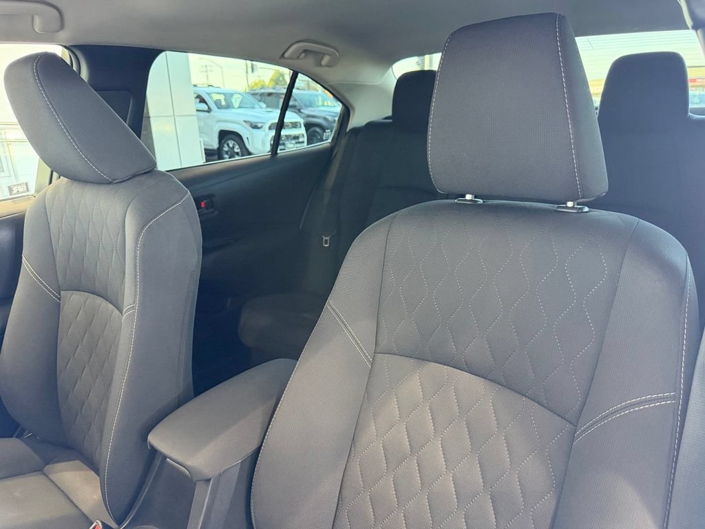 Used 2023 Toyota Corolla LE w/ Carpet Mat Package (TMS) FWD image 21