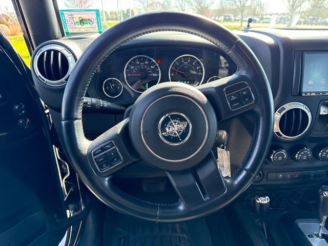 Used 2015 Jeep Wrangler Sahara w/ Connectivity Group image 16