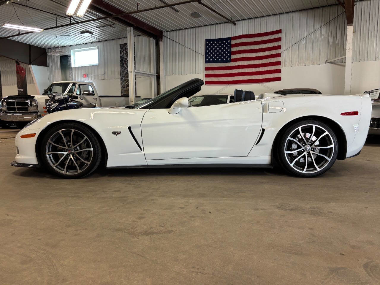 Used 2013 Chevrolet Corvette 427 w/ 1SC Preferred Equipment Group RWD image 31